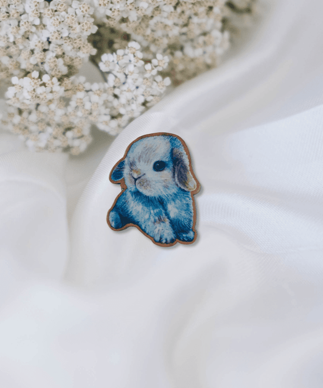 Mini Loop Bunny Brooch